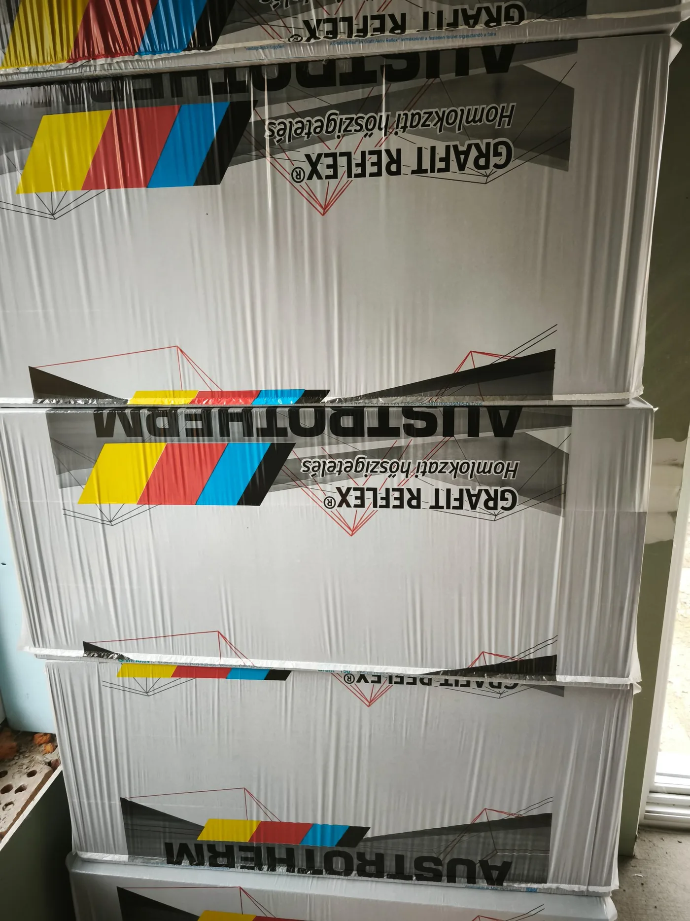 Megmaradt homlokzati hőszigetelés