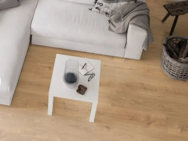 107 m2 új laminált padló