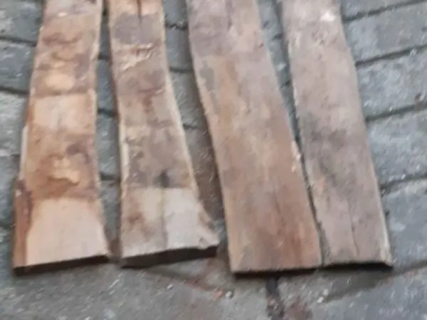Akácfa lépcsőlapok 3,5cm x 130cm