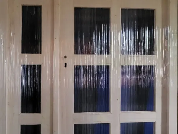 Bejárati ajtó 140x210-es vadonatúj eladó.
