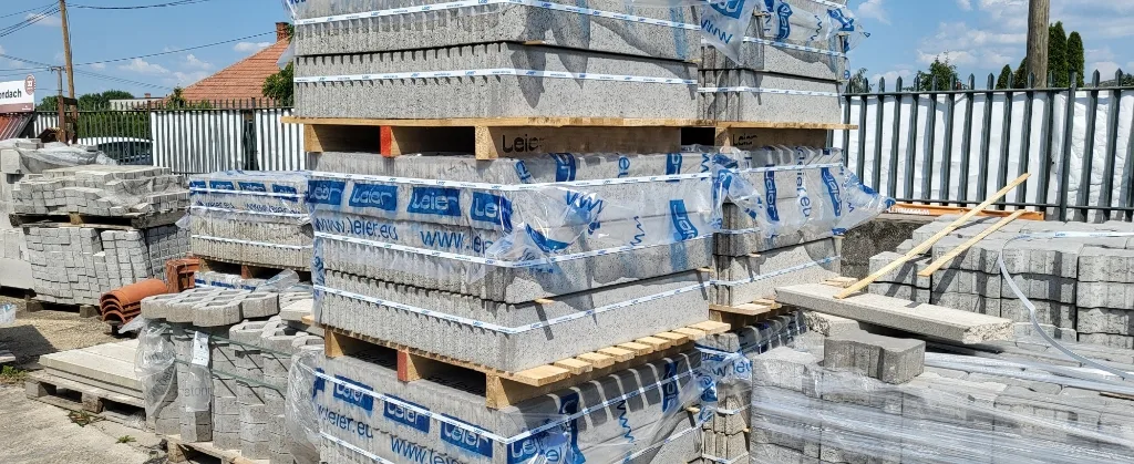 Eladó Leier Quartz kerti szegélykő 100x5x20 / járdaszegély