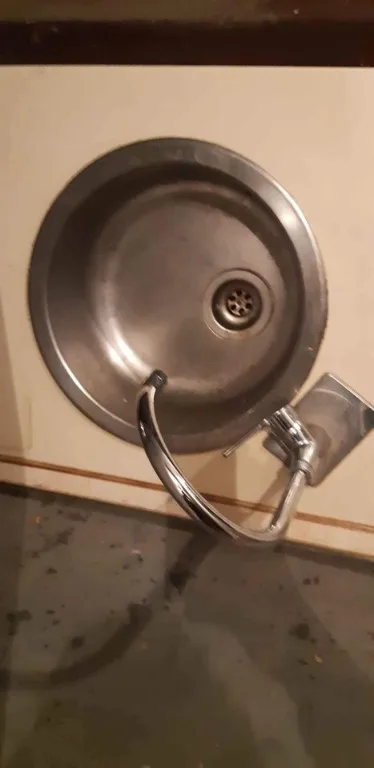 Ikea kerek inox 45cm mosogató + tartozékok.
