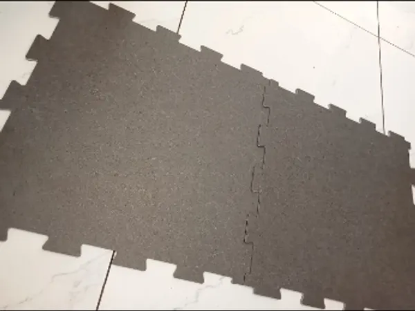 Intèzmènyi pvc gumipadlo