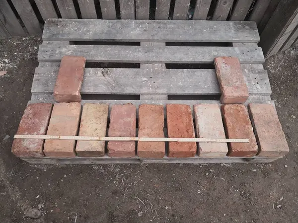 szeletelt tégla  l alaku sarok elem