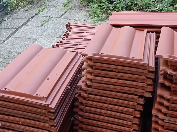 Tondach Twist 200  tetőcserép – téglavörös