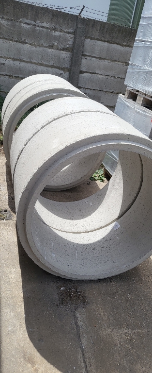 Eladó beton kútgyűrű  60/50cm