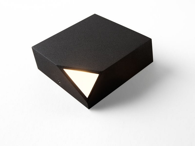 Modular: Nukav led oldalfali lámpatest, fekete